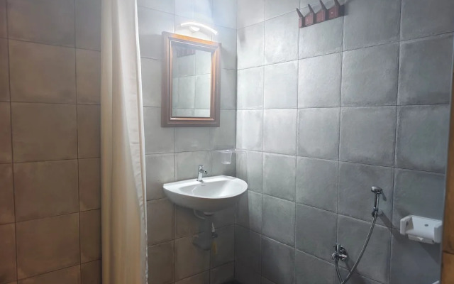 Bel Abri Colonial Living