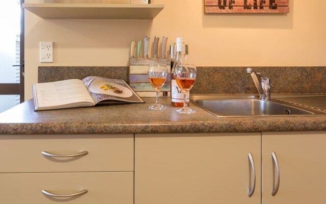 Large Distinctive AND Spacious Family Home