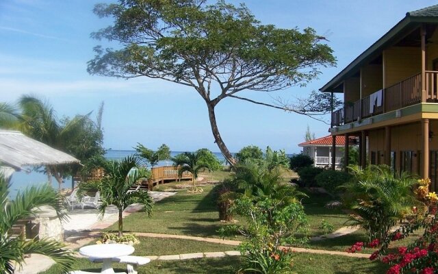 Rhodes Beach Resort Negril