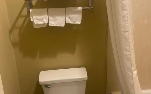 Americas Best Value Inn Meridian