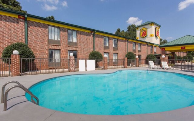 Super 8 Motel - Spartanburg I-26 Exit 22