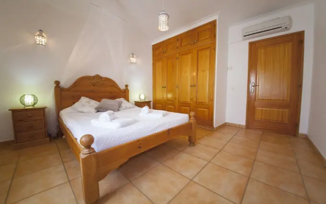 D08 - Bay View Villa in Vale da Lama