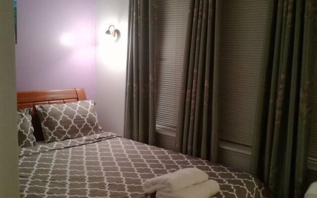 Purple Garden Guesthouse LGA