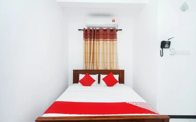 Shan Hotel by OYO Rooms