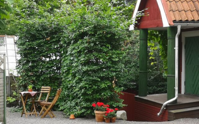 Varmdovagen B&B Cottage
