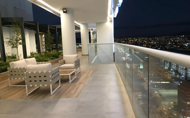 Suite Apartamento Espectacular Vista La Carolina - ONE Quito