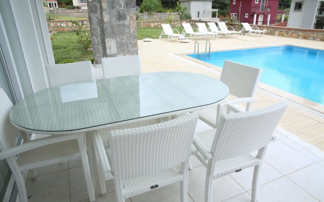 Orka Golden Heights Villas