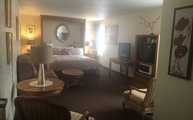 A Victory Inn & Suites - Muskegon