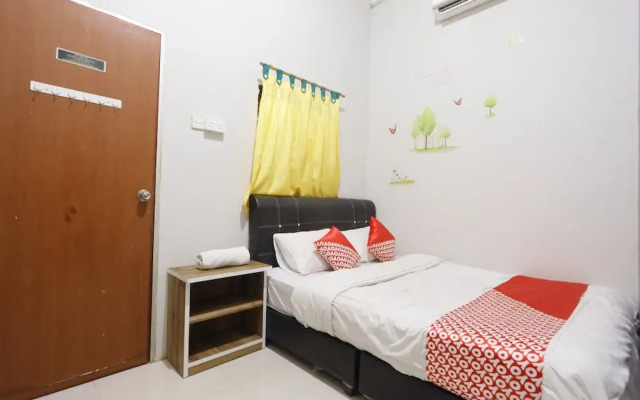 OYO 92702 Minang Jaya