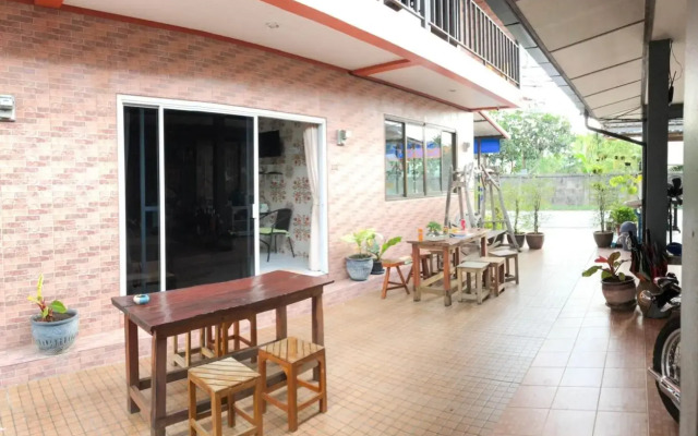 Sirikul Mansion