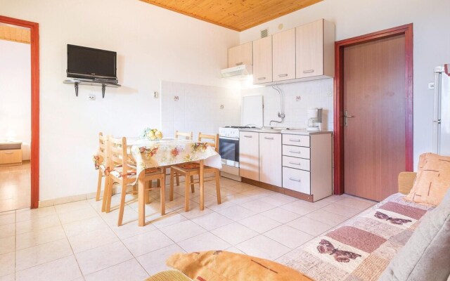 Nice Apartment in Pula With 2 Bedrooms and Wifi