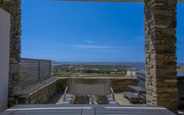 Anthemion Paros Villas & Suites