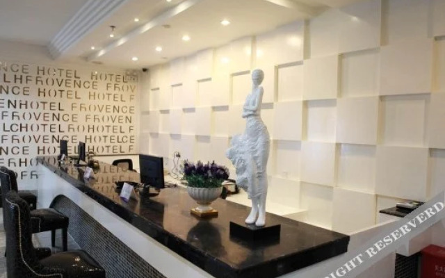 Provence Hotel