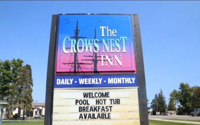 Crows Nest Inn Tawas