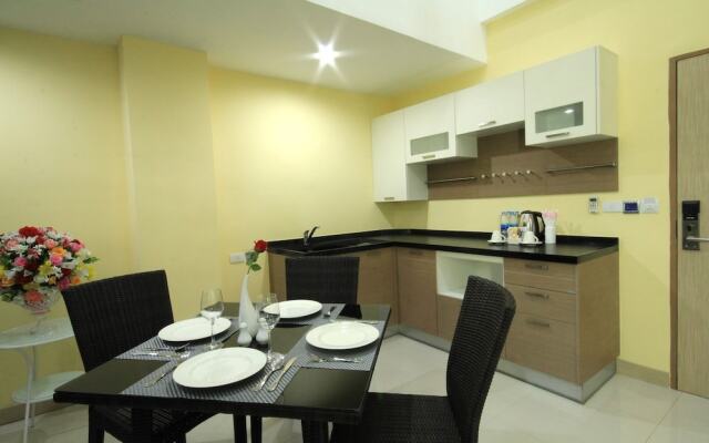 Siam Golden Place Suvarnabhumi by Cubic