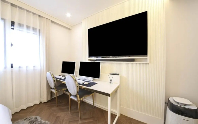 Munhyeon Signature Denbasta Hotel