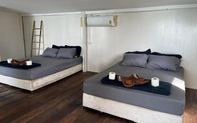 Haad Chao Phao Resort