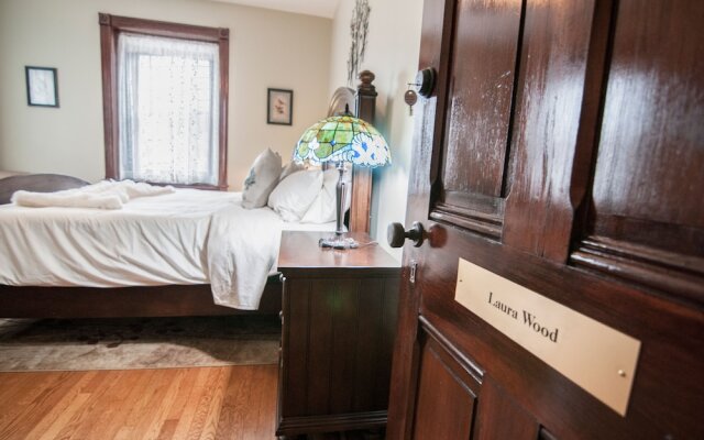 George Washington Wood Bed & Breakfast