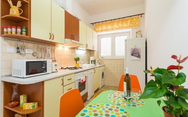 Ploce Apartmani - Natasha