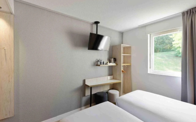 Hôtel Akena Crepy en Valois