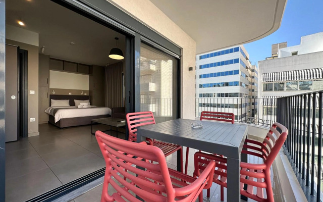 M & M boutique apartments