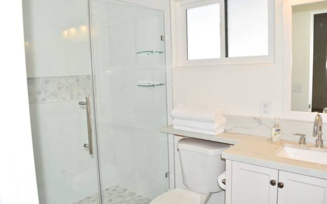 Modern Hillcrest 3 Bedroom