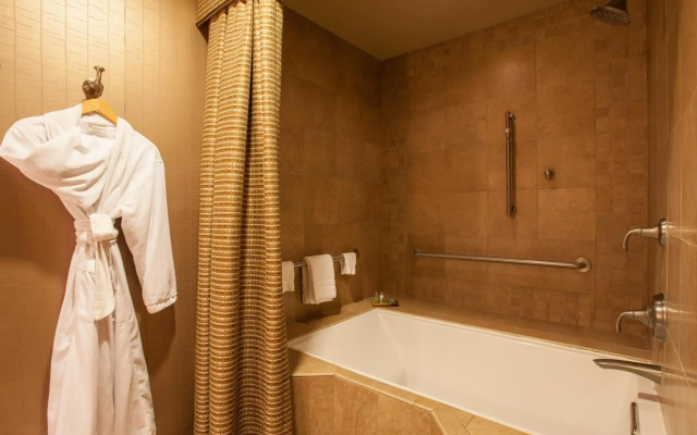 Ventana Canyon Club and Lodge