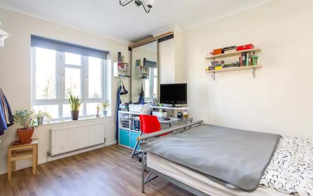 Spacious 3 Bedroom Flat in Islington
