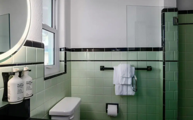Haleys Court Boutique Motel