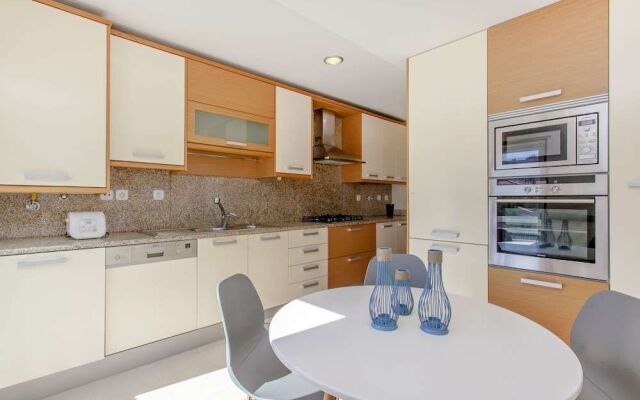 LxWay Apartments Costa da Guia