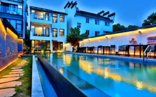 Houx afternoon Garden Design Hotel