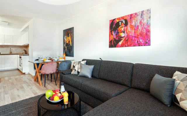 Sky9 Apartments Stadthalle