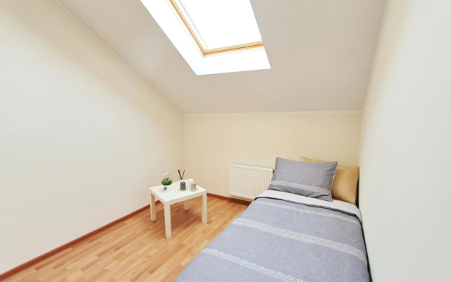 Apartments by the lake with fireplace