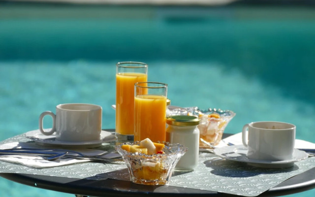 White Lilac romantic B&B adults only