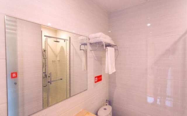 7 Days Premium Hotel