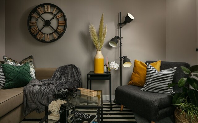 Habita Property 3 Bedroom House Parking