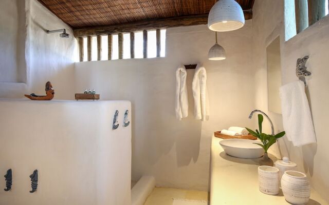 Hotel Calá & Divino