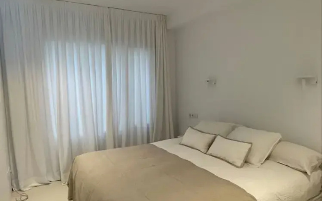 La Petite For t Seaview Flat in Marbella