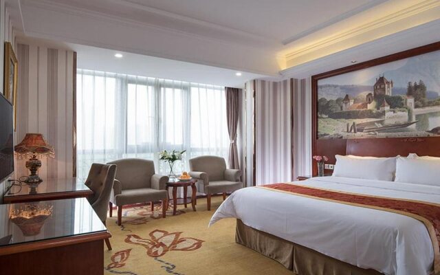 Vienna Hotel(Jin Du Road)