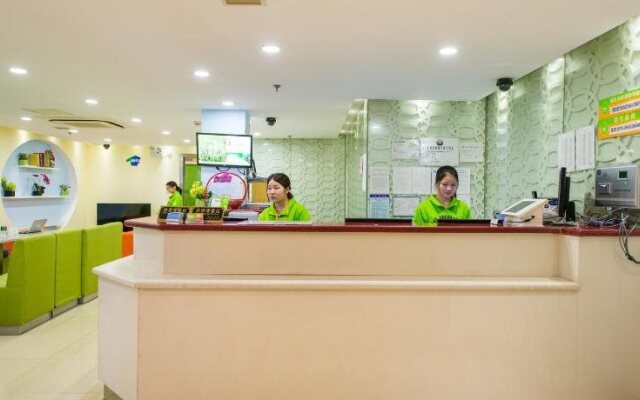 Hi Inn Shanghai Huanhai Zhong Rd