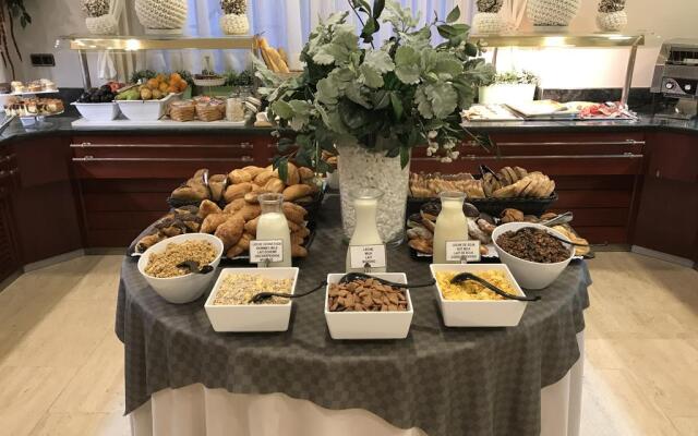 Miramar Hotel 4* Superior