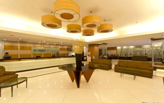 Summit Circle Cebu