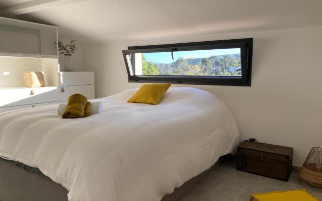 Villa à 5mn des plages avec piscine/jardin privée