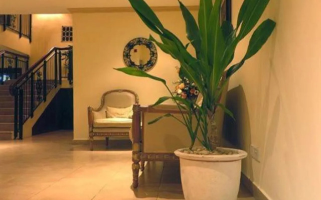 Z'Bass Hotel & Resort