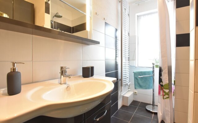 Luxurious Bungalow in Elmenhorst-Lichtenhagen with Garden