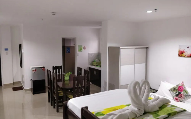 Spacious Private apartment at Laorenza Residences
