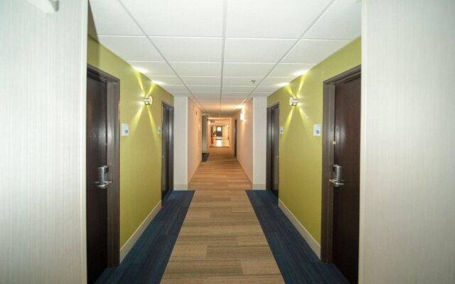 Holiday Inn Express Houghton-Keweenaw by IHG