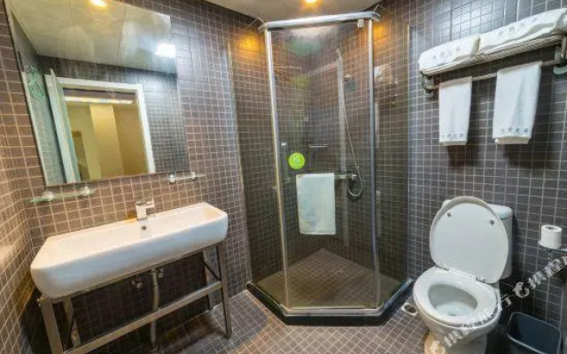Motel Shanghai Jiading New City Baiyin Road Station