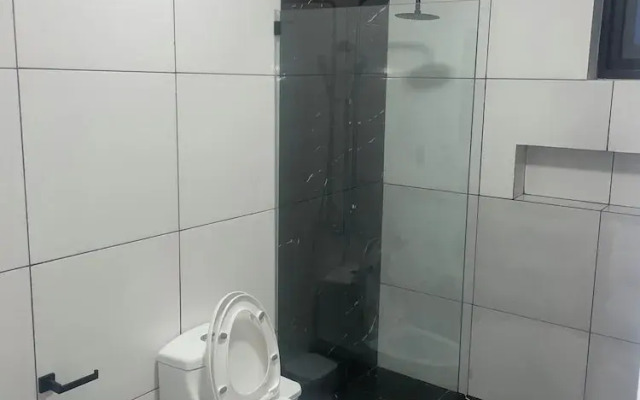 Level suites