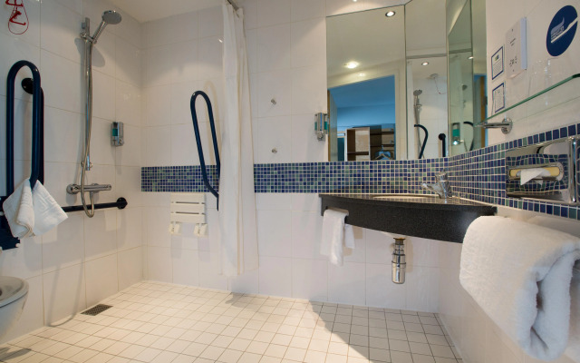 Holiday Inn Express Hamilton by IHG